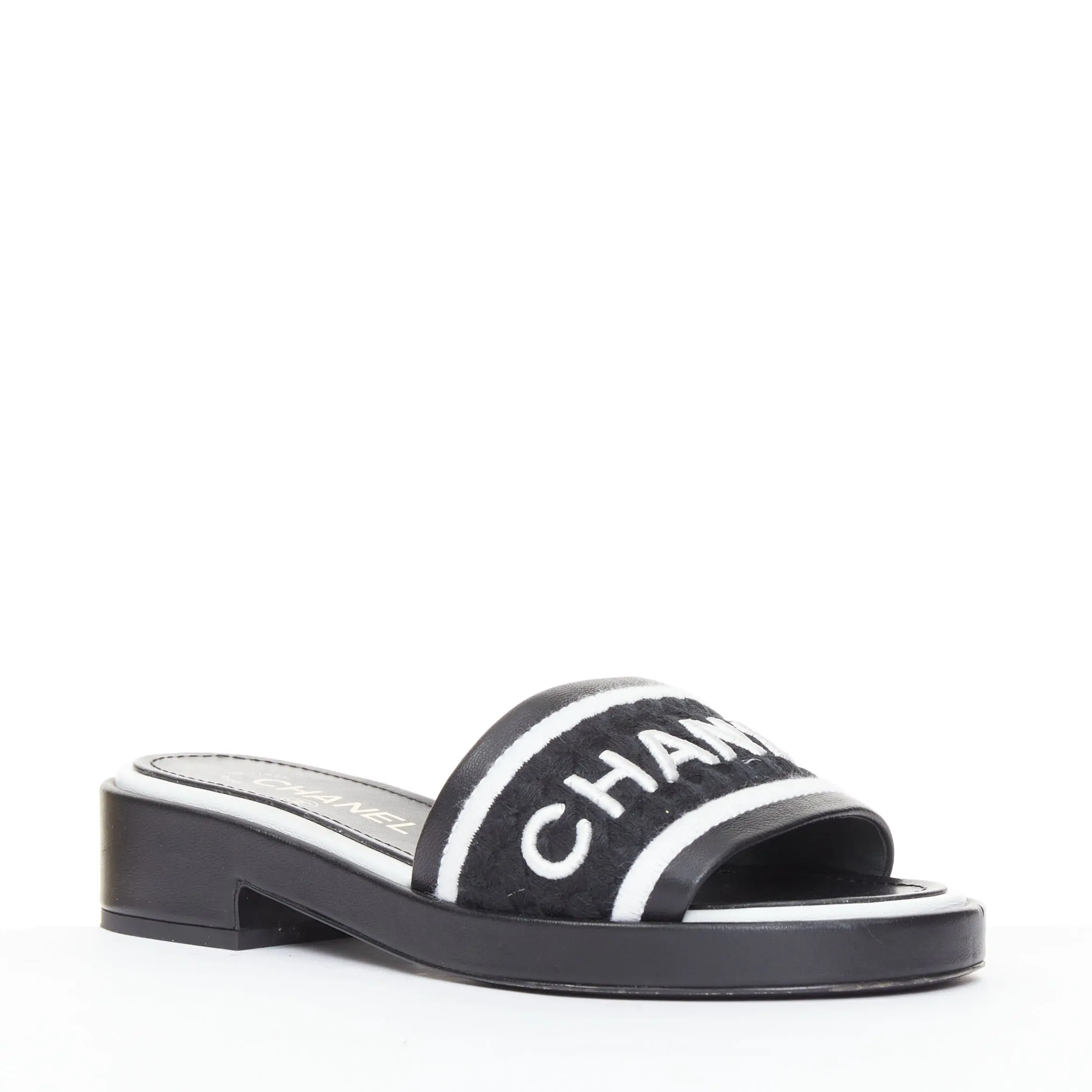 CHANEL 2021 Runway black white logo embroidered lambskin CC block heeled mule sandals EU35.5