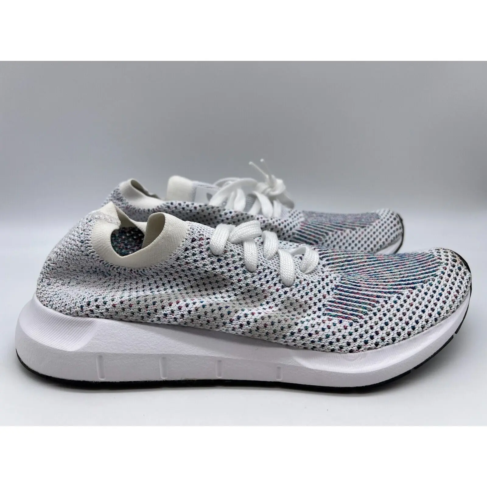Adidas Originals Swift Run White Gray Sneakers Men's Size 6